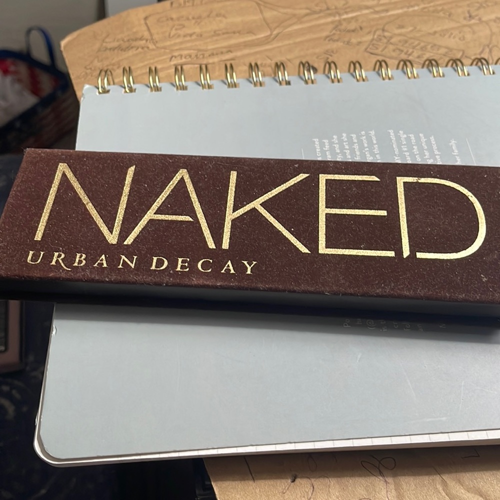Eyeshadow palette